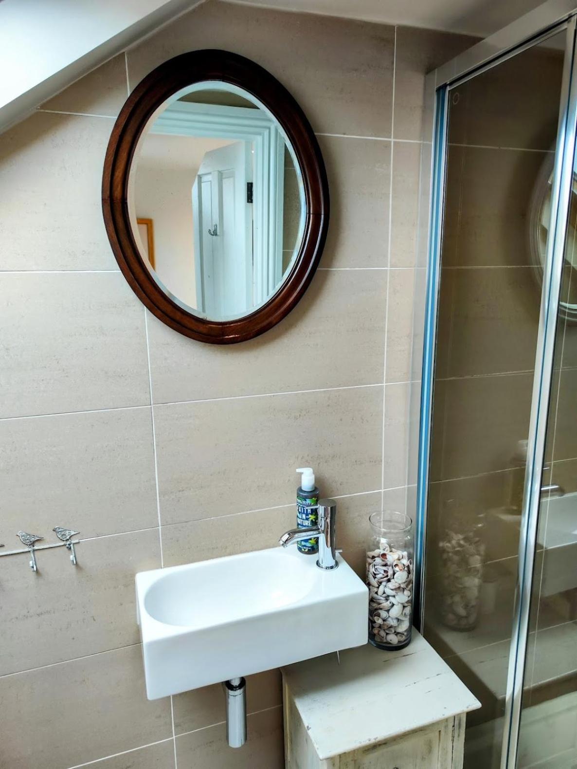 Large Light Loft Room - En Suite Hove Esterno foto